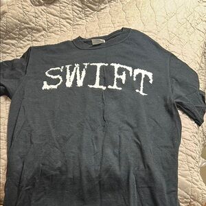 Black T-Shirt for Women Taylor Swift Fearless
